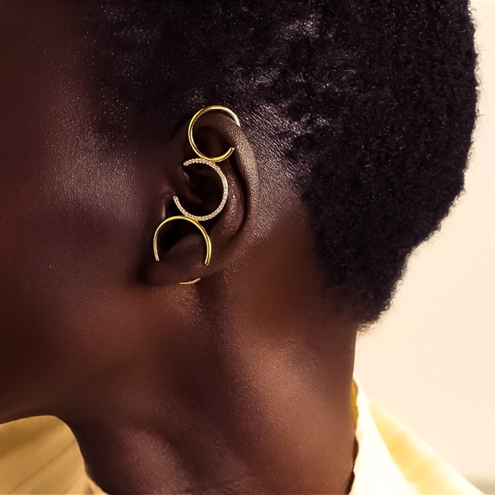 ⚜️[𝟯/$𝟭𝟴]⚜️Rhinestone 3 Circle Earring NEW - Picture 6 of 10